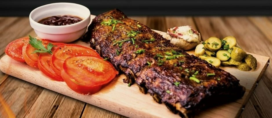 Ribs on a platter